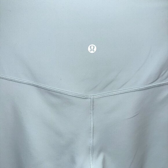 Lululemon Size 10 Mint Breeze Align High-Rise Short 6" - Picture 8 of 9
